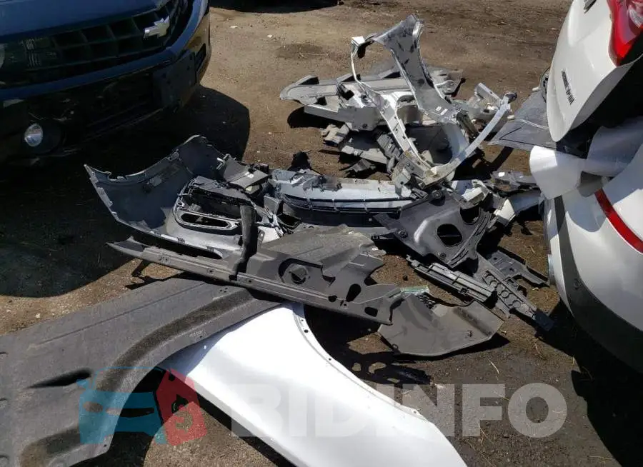 5UXTY5C01M9E30136 Photo# 12