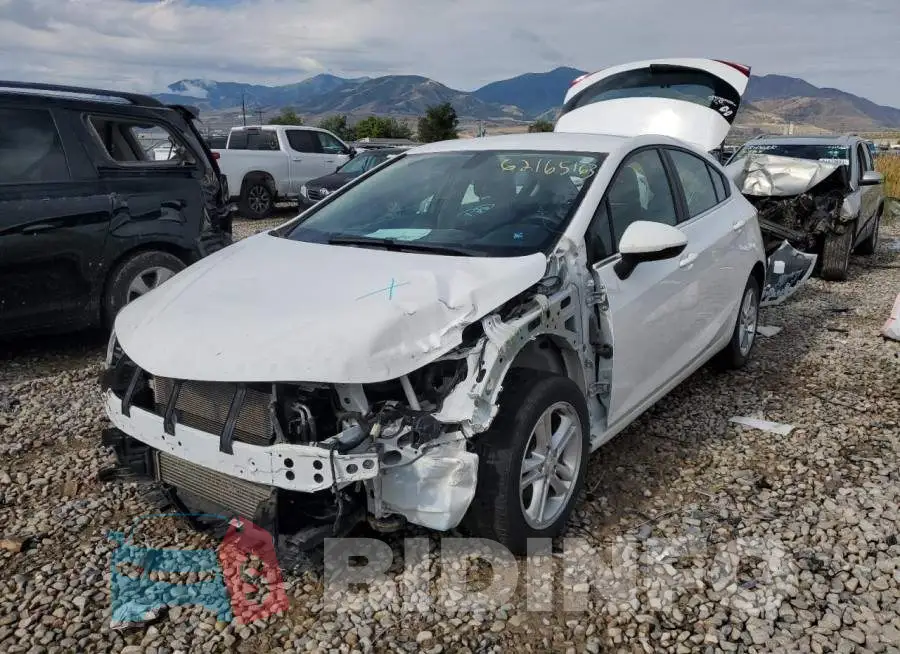 3G1BE6SM2JS609199 Photo# 1