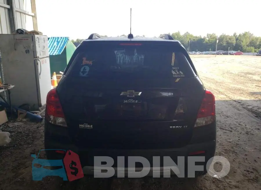 KL7CJLSB3GB608343 Photo# 6