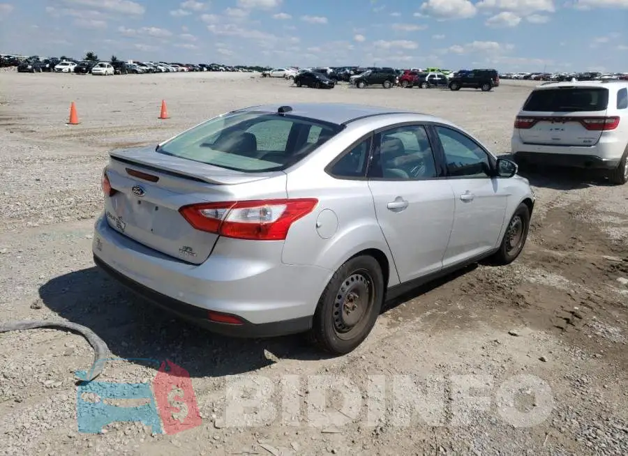 1FADP3F20EL351767 Photo# 3
