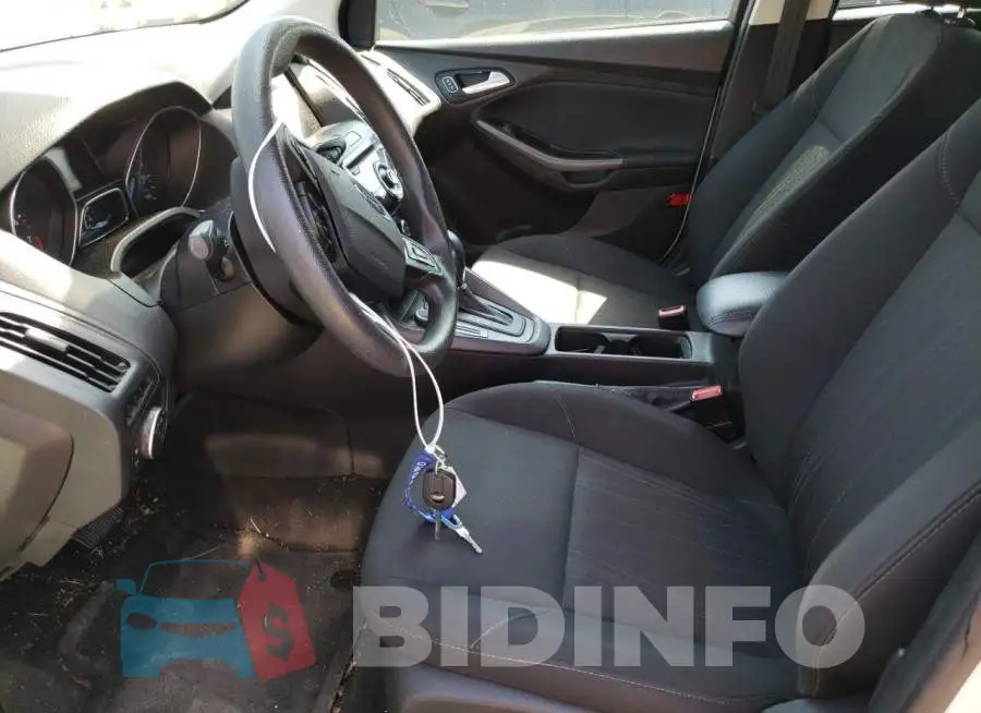 1FADP3H22HL289323 Photo# 7