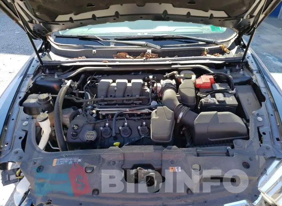 1FAHP2D83JG123171 Photo# 7