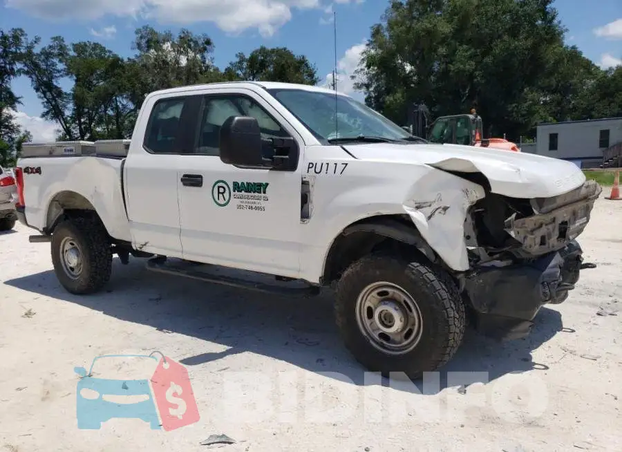 1FT7X2B68HEB78924 Photo# 4