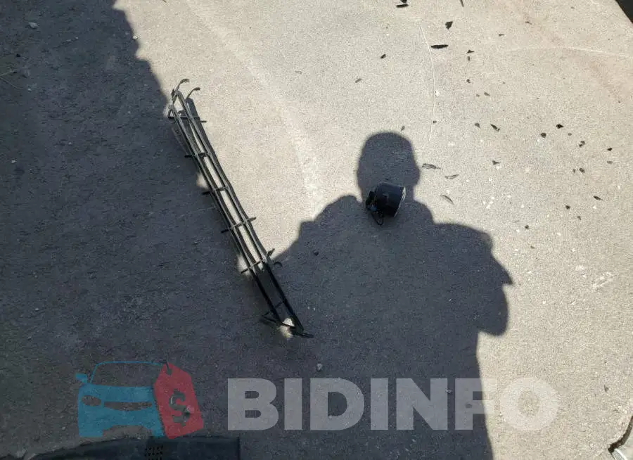 3FADP4BJ8FM101227 Photo# 12