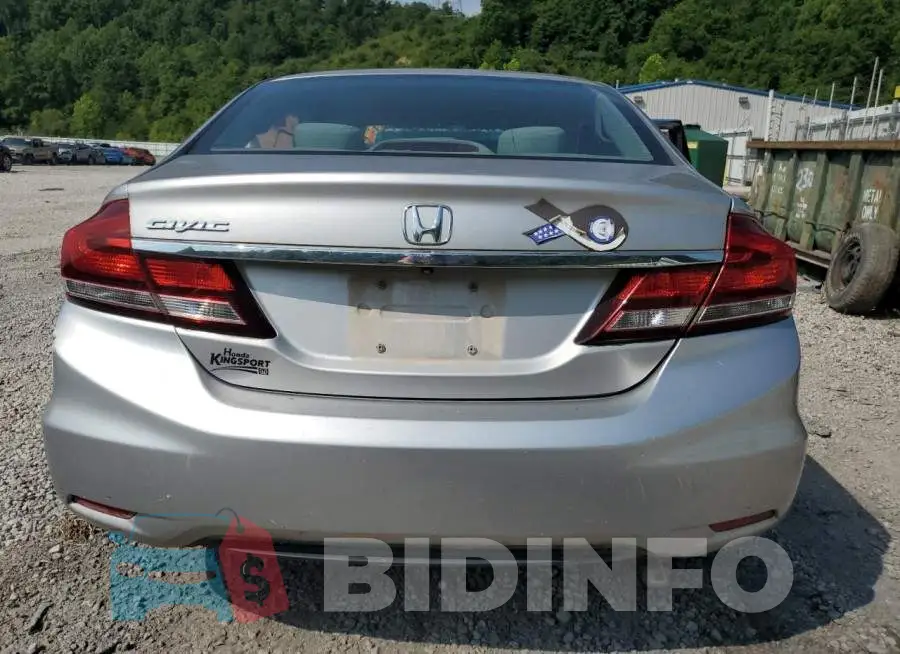 19XFB2F50FE112509 Photo# 6