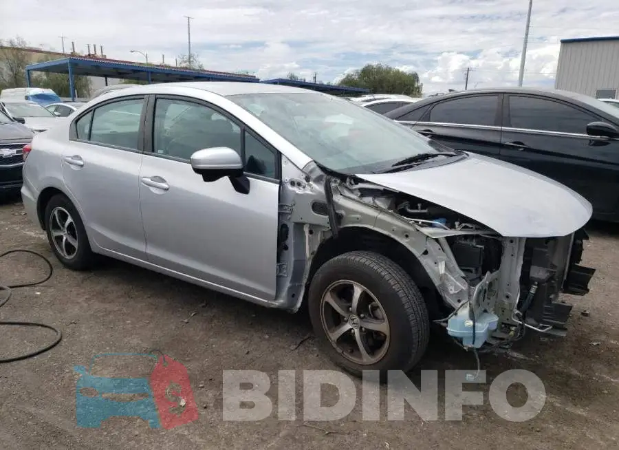 19XFB2F77FE103775 Photo# 4