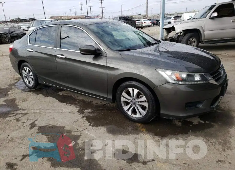 1HGCR2F31EA238989 Photo# 4