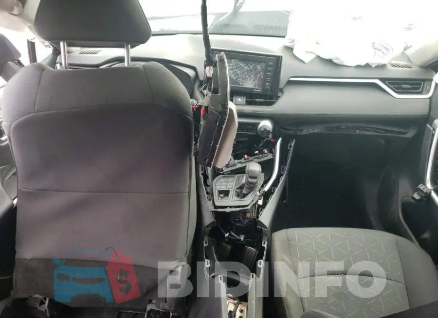 2T3P1RFV1MC210886 Photo# 8