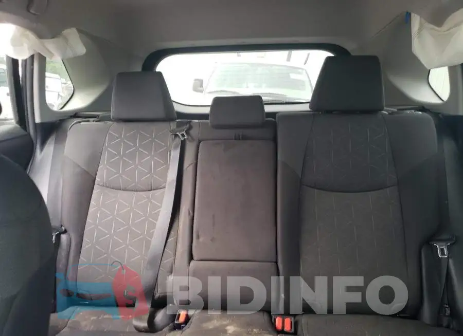 2T3P1RFV1MC210886 Photo# 10