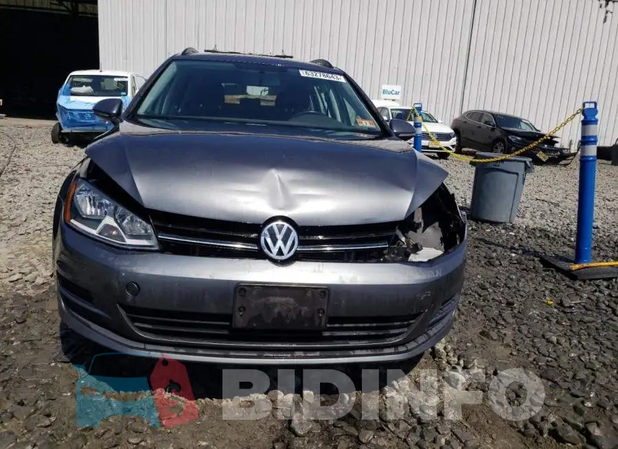 3VW017AU6HM541373 Photo# 5
