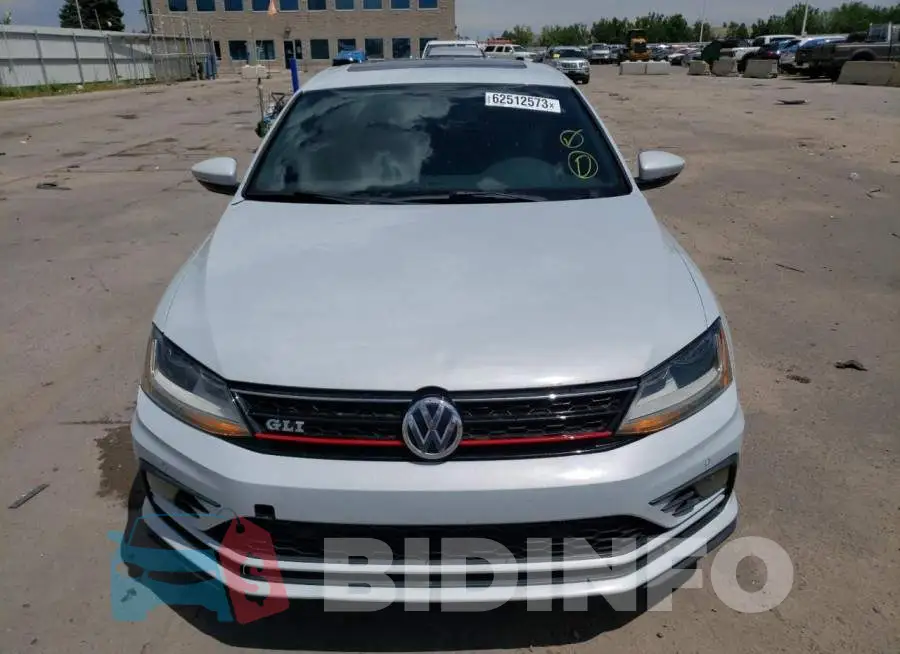 3VW4T7AJ0HM388135 Photo# 5