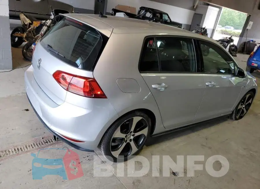 3VW4T7AU2GM031256 Photo# 3