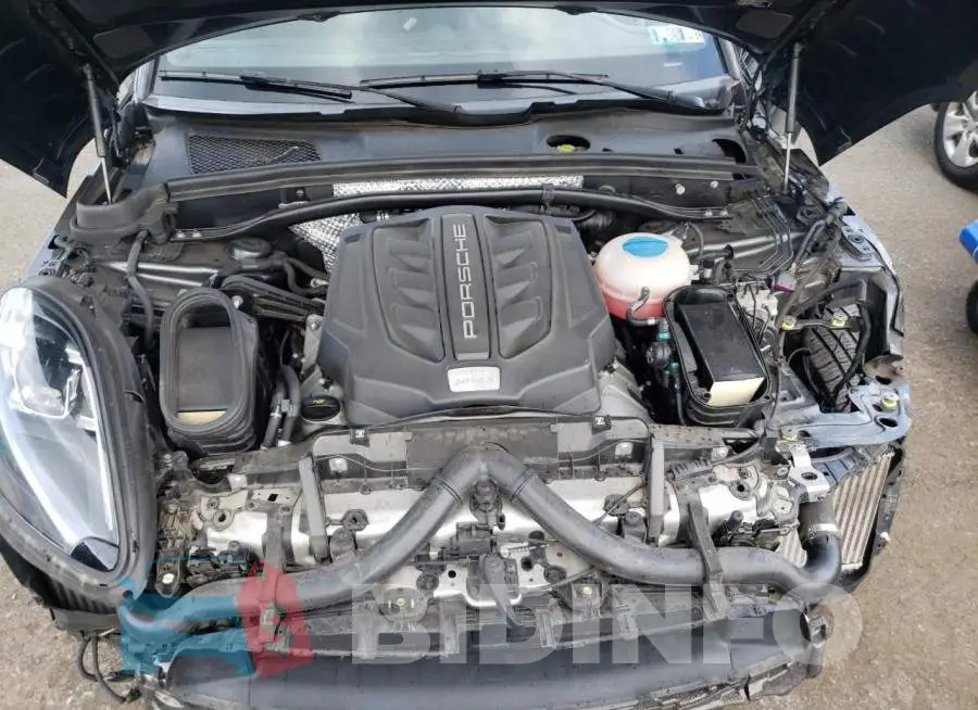 WP1AB2A58JLB40039 Photo# 11