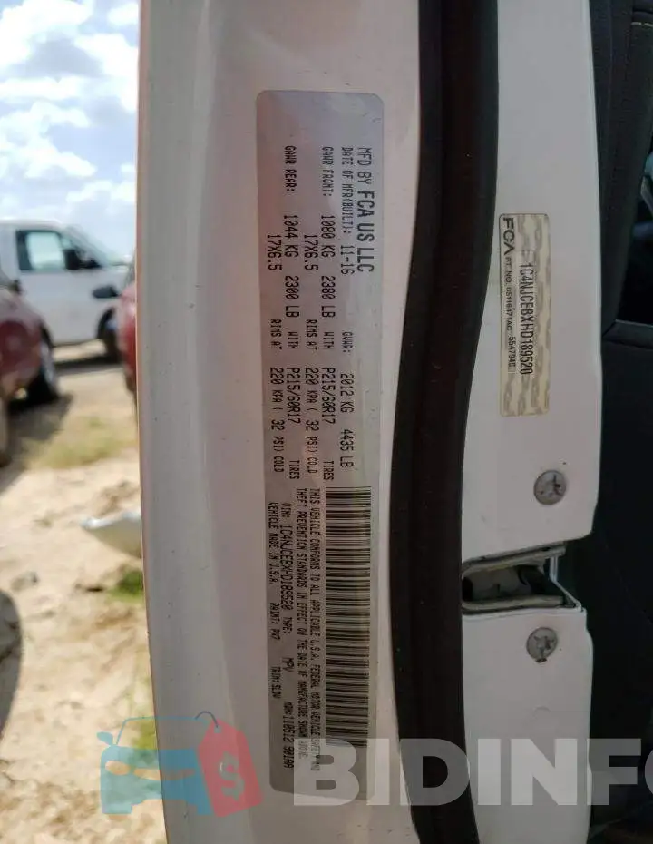 1C4NJCEBXHD189520 Photo# 13
