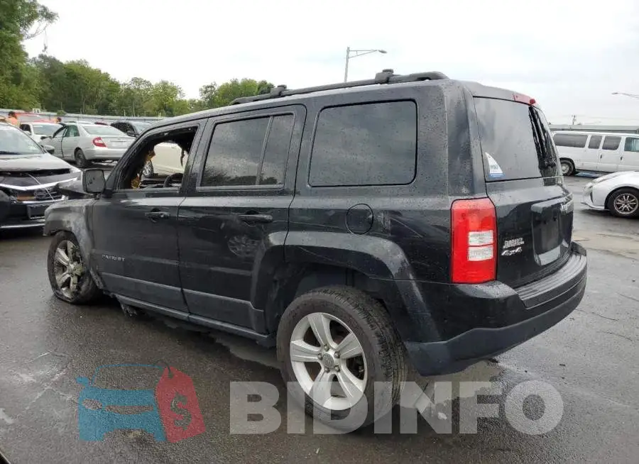 1C4NJRFB5ED742555 Photo# 2