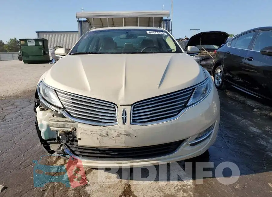 3LN6L2LU1FR603152 Photo# 5