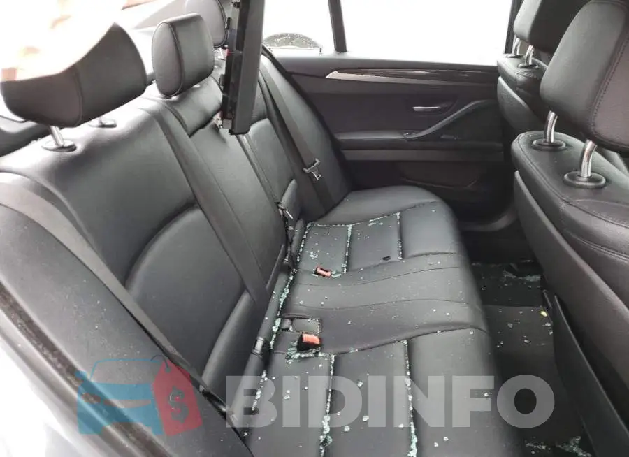 WBA5A7C52FG142768 Photo# 6