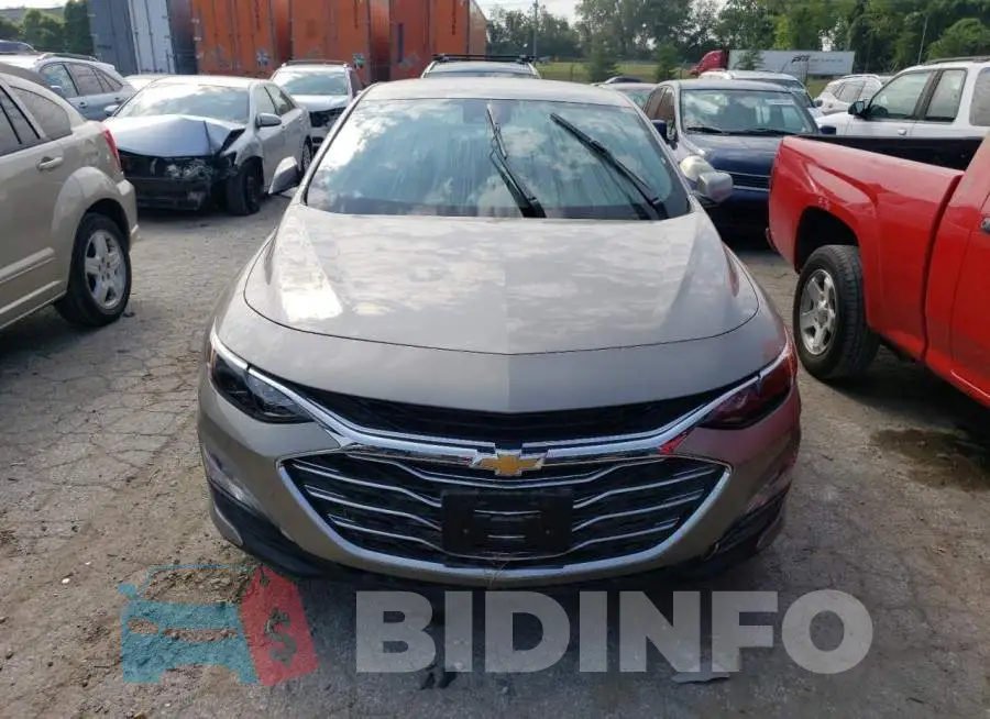 1G1ZD5ST0PF209481 Photo# 5