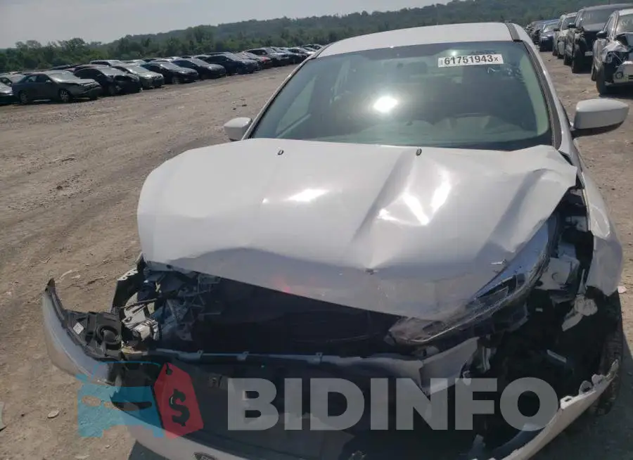 1FADP3F2XJL277011 Photo# 5