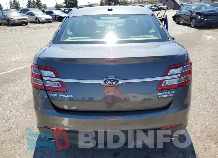 1FAHP2F88GG111636 Photo# 6