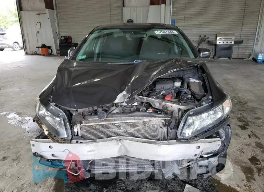 19XFB2F54EE273220 Photo# 5
