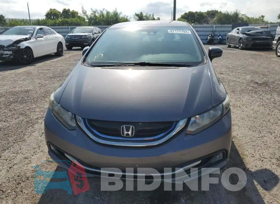 19XFB4F27FE000226 Photo# 5