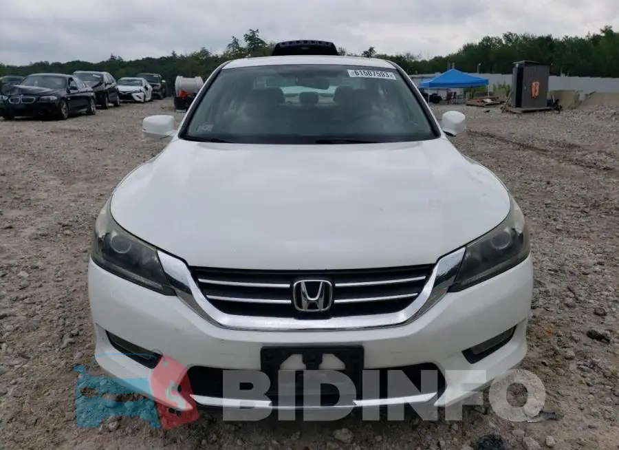 1HGCR2F77EA125342 Photo# 5
