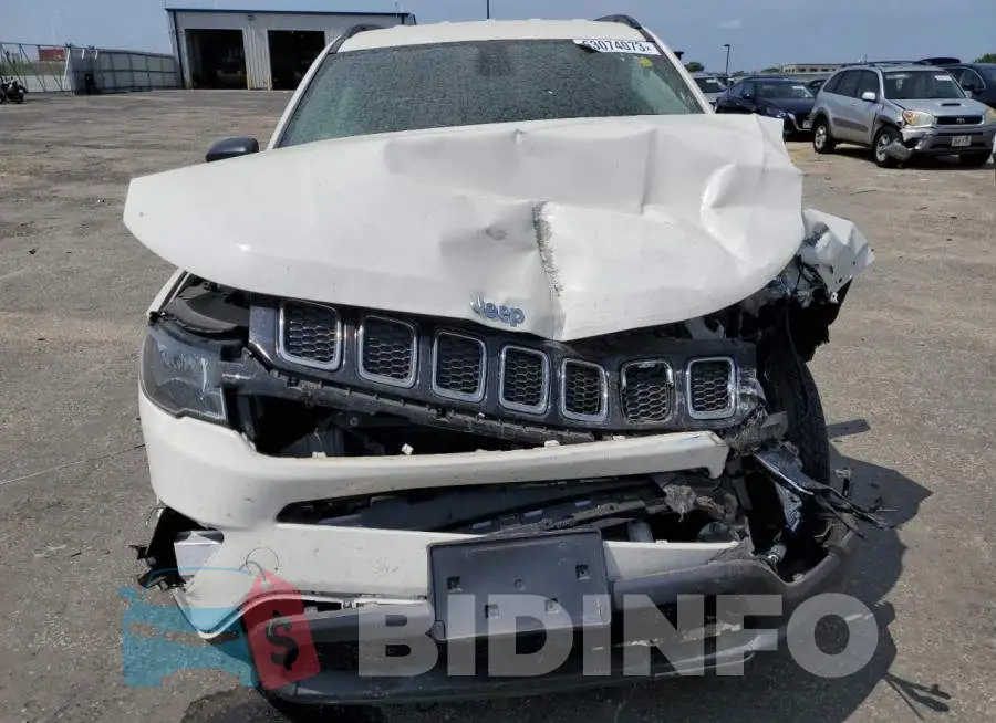 3C4NJDAB3LT210075 Photo# 5