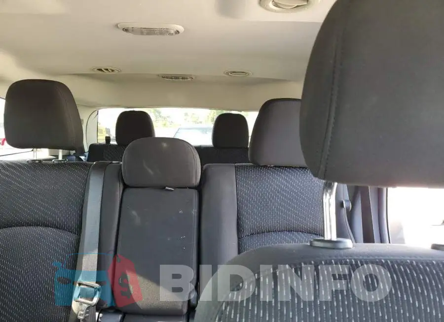 3C4PDCBG5FT752285 Photo# 10