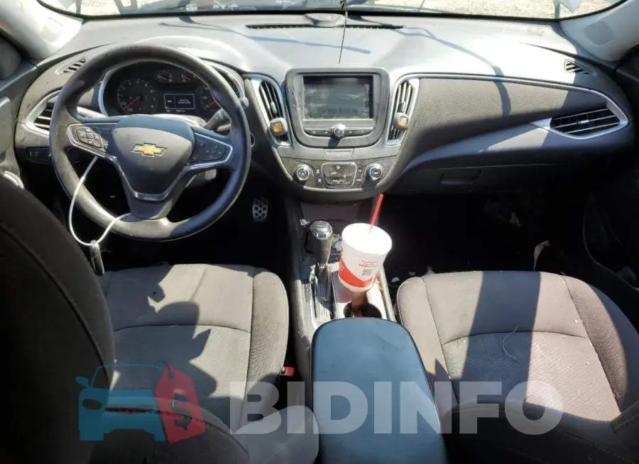 1G1ZB5ST2HF184087 Photo# 8
