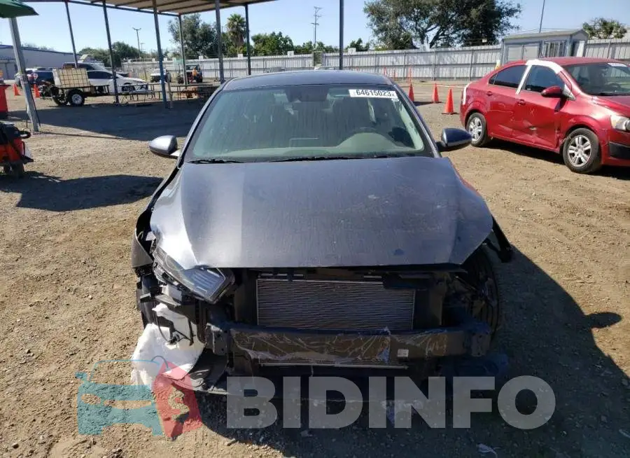 3KPF24AD4PE525481 Photo# 5