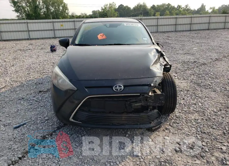 3MYDLBZV7GY105347 Photo# 5