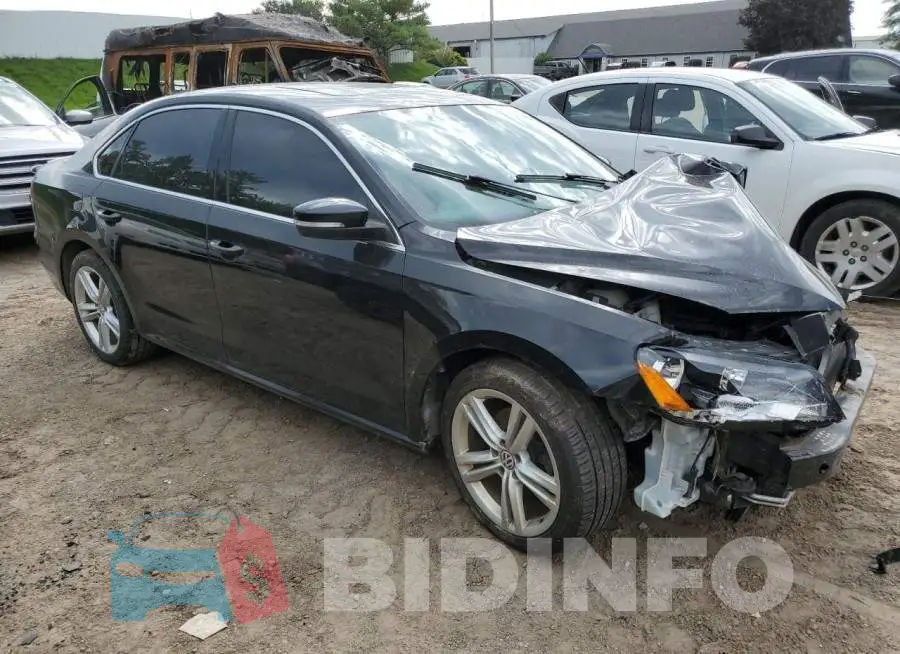1VWBS7A34EC096965 Photo# 4