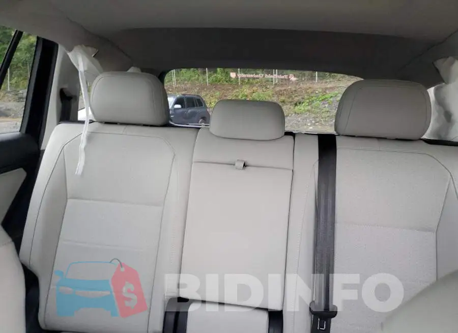 3VV2B7AX4KM107545 Photo# 10