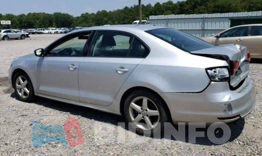 3VW267AJ8GM224872 Photo# 2