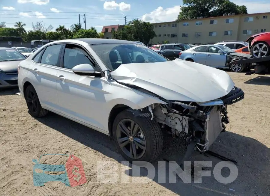 3VW7M7BU6NM034232 Photo# 4