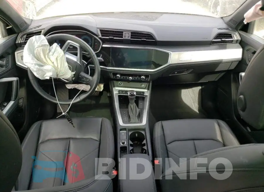 WA1DECF36N1098047 Photo# 8
