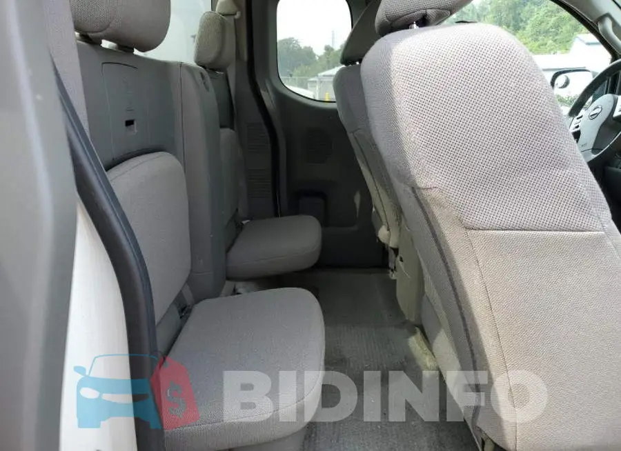 1N6BD0CT4GN762969 Photo# 10