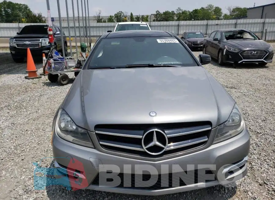 WDDGJ4HB0FG384151 Photo# 5