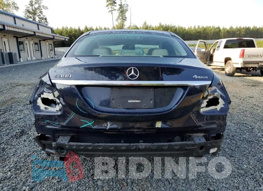 WDDWF4KB7GR163920 Photo# 6
