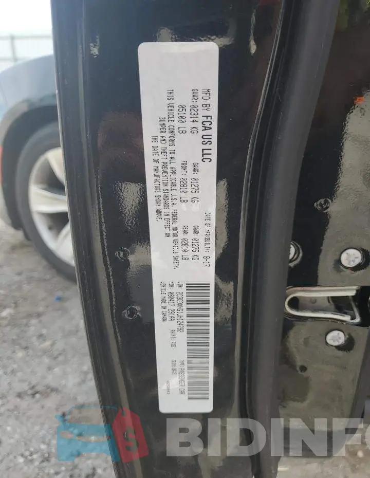 2C3CDXHG1JH124792 Photo# 12