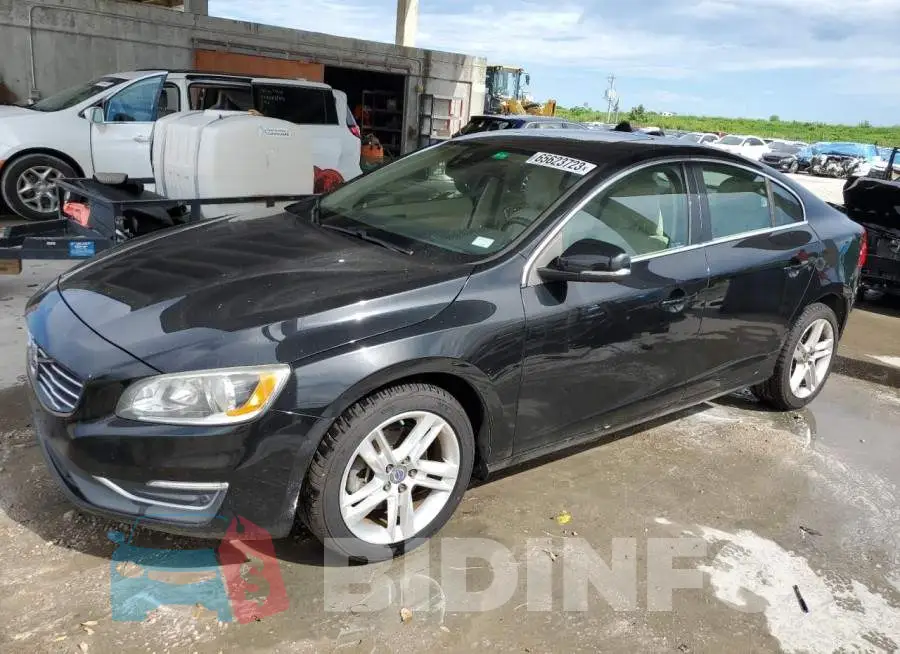 YV140MFK7F1367301 Photo# 1