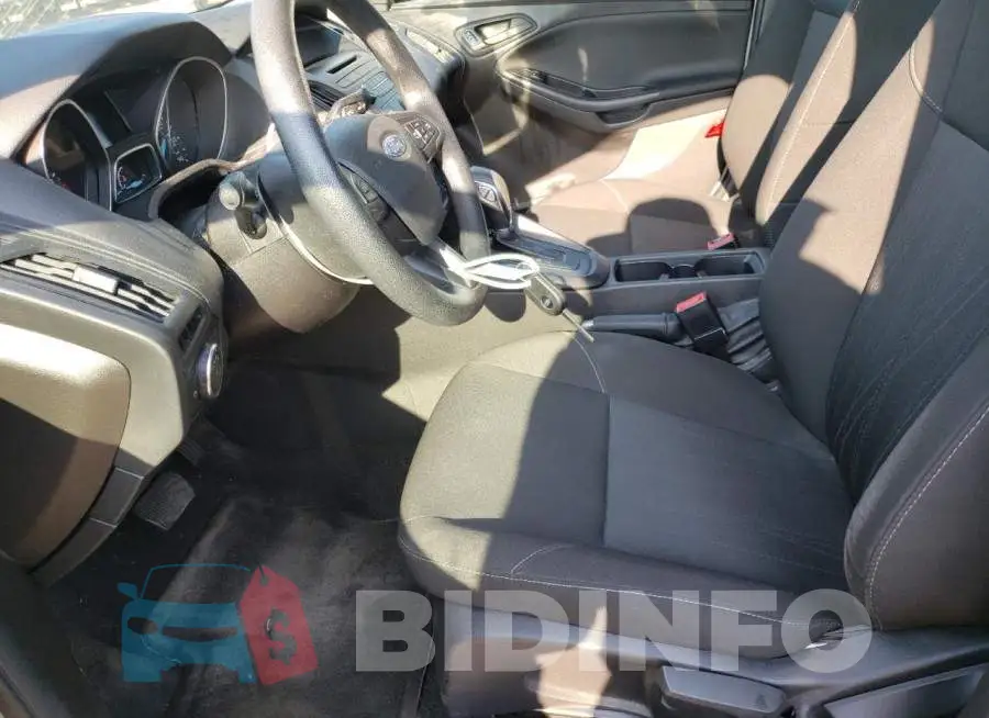 1FADP3E24HL240516 Photo# 7