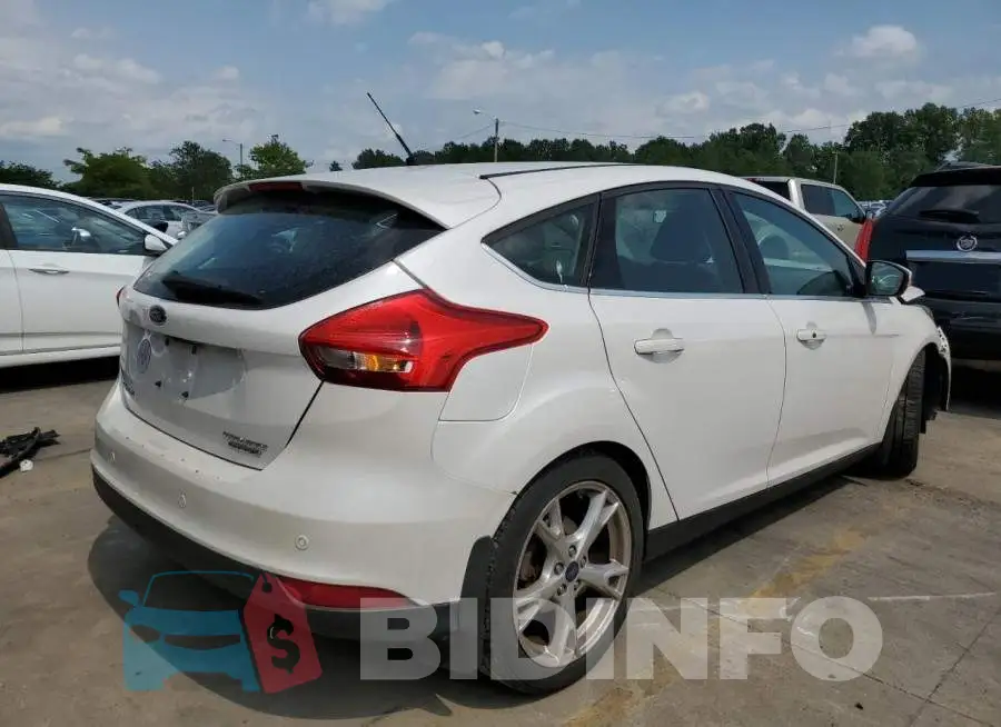 1FADP3N29GL400159 Photo# 3