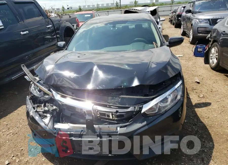 19XFC2F53HE025090 Photo# 5