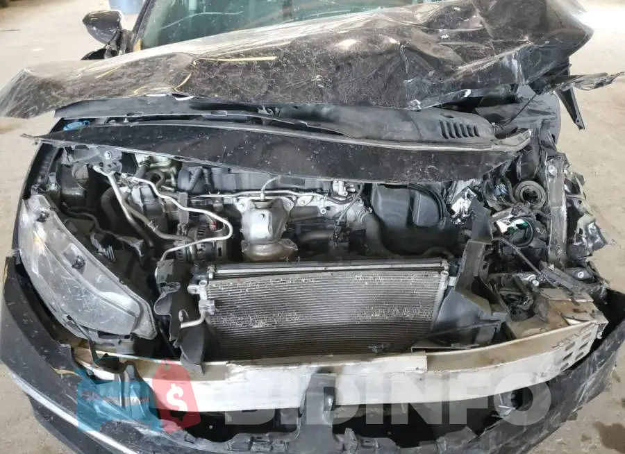 19XFC2F68KE044945 Photo# 11