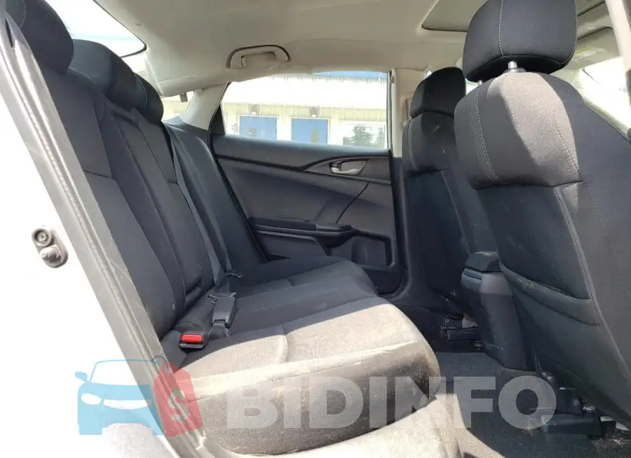 19XFC2F72JE208682 Photo# 10