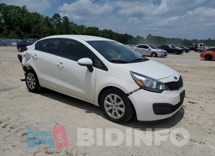 KNADM4A30F6449574 Photo# 4