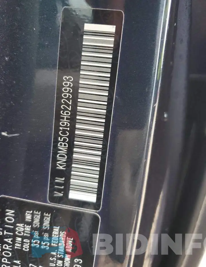 KNDMB5C19H6229993 Photo# 13