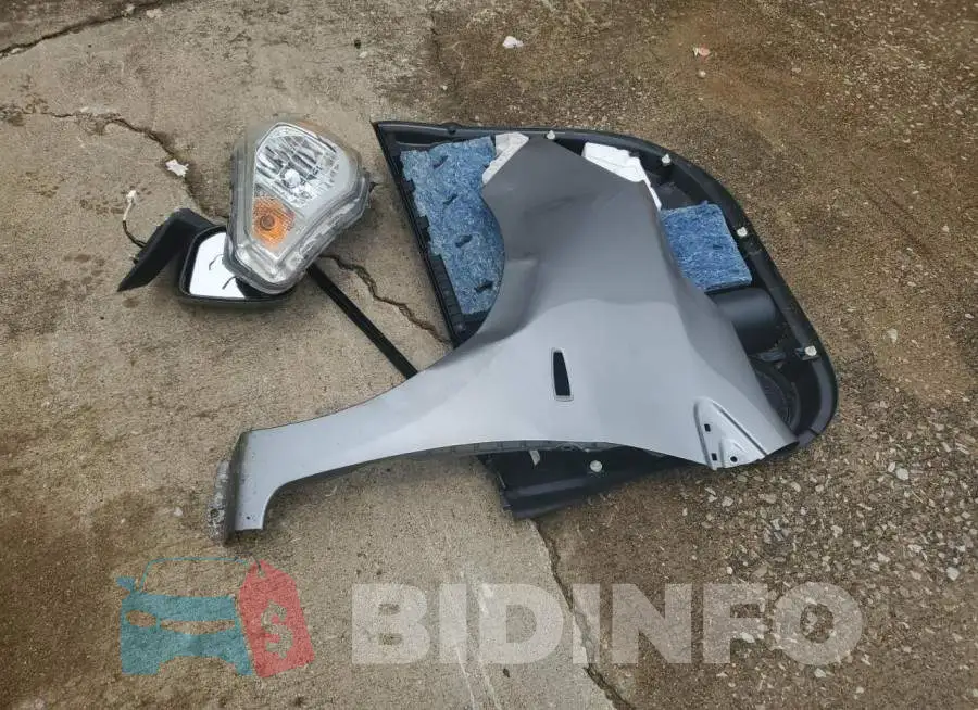ML32F3FJ8HHF11905 Photo# 12